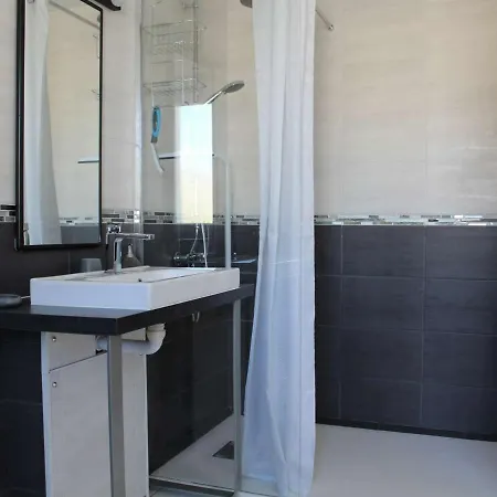 Maison Port-la-nouvelle, 4 Pièces, 6 Personnes - Fr-1-229c-51 Hébergement de vacances
